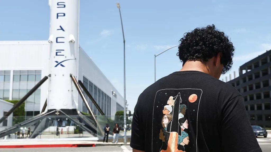 What you need to know as millions of SpaceX shares go up for sale