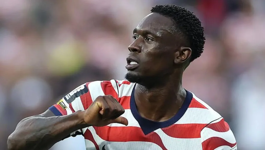USA thrash Paraguay 4-1 in Group D opener