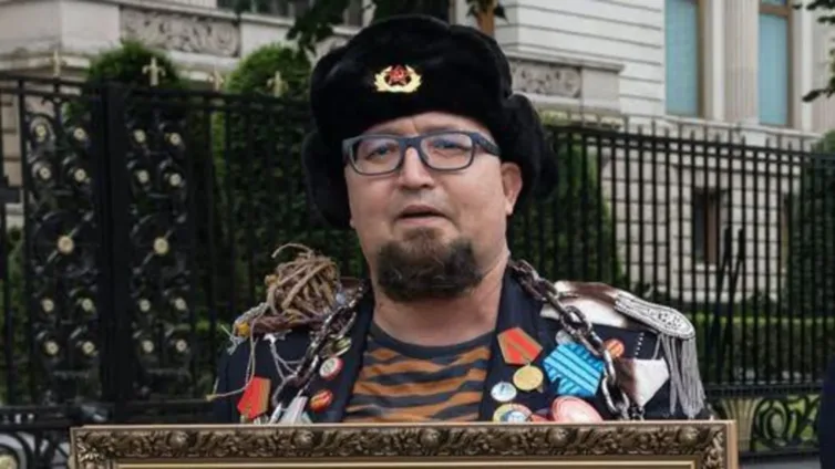 Russian artist and Putin critic shot dead in Poland