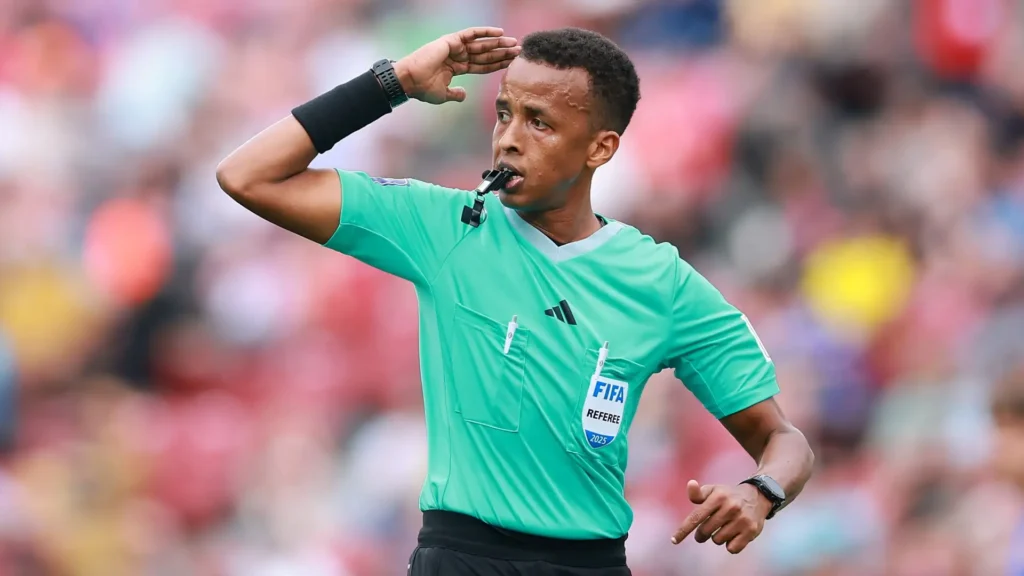 Fifa to pay Somali referee Artan full World Cup fee