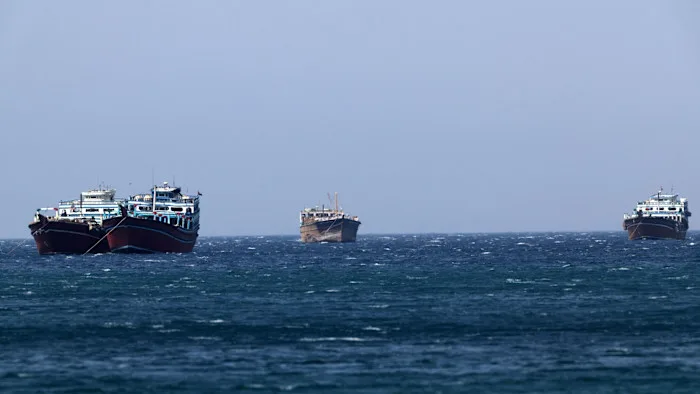 US strikes Iranian missile sites and boats near Strait of Hormuz amid peace talks