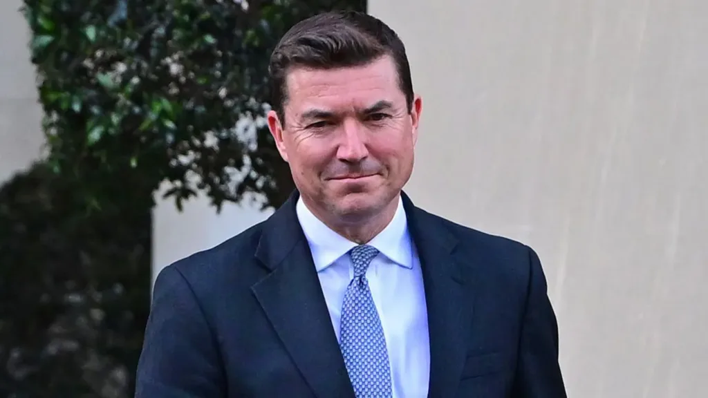 Deputy British ambassador to US abruptly leaves post