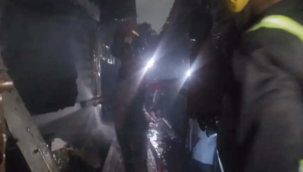 Midnight fire sweeps through parts of Nima Market