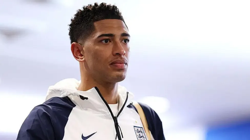 Bellingham is No 10 in England World Cup squad