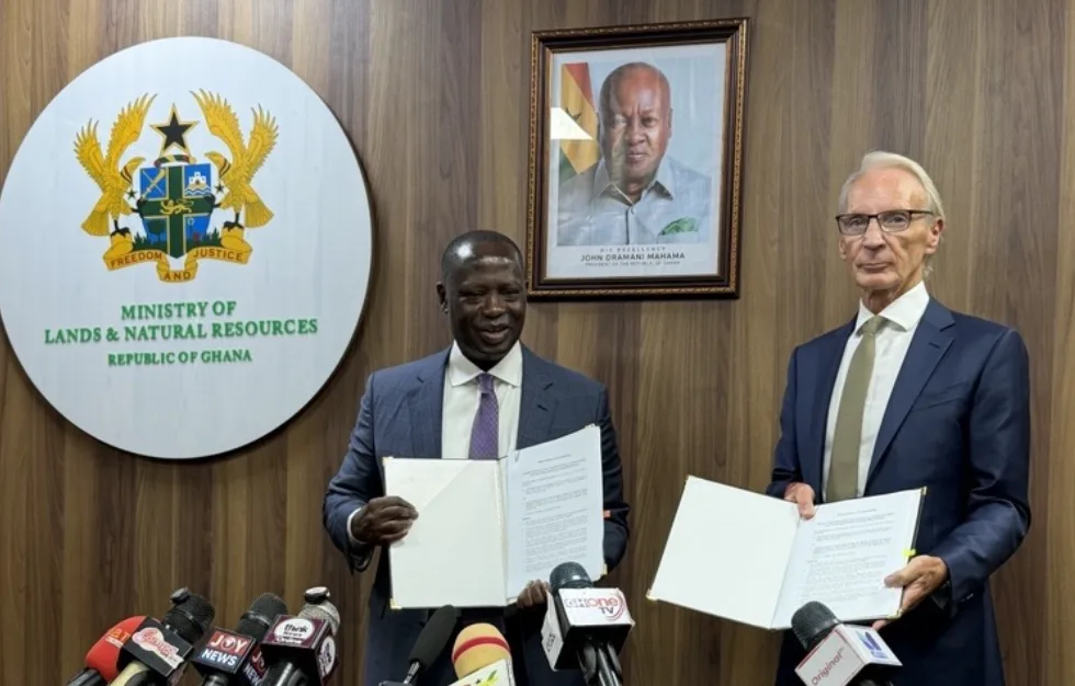 Ghana, World Gold Council sign $250,000 deal to clean up artisanal mining sector