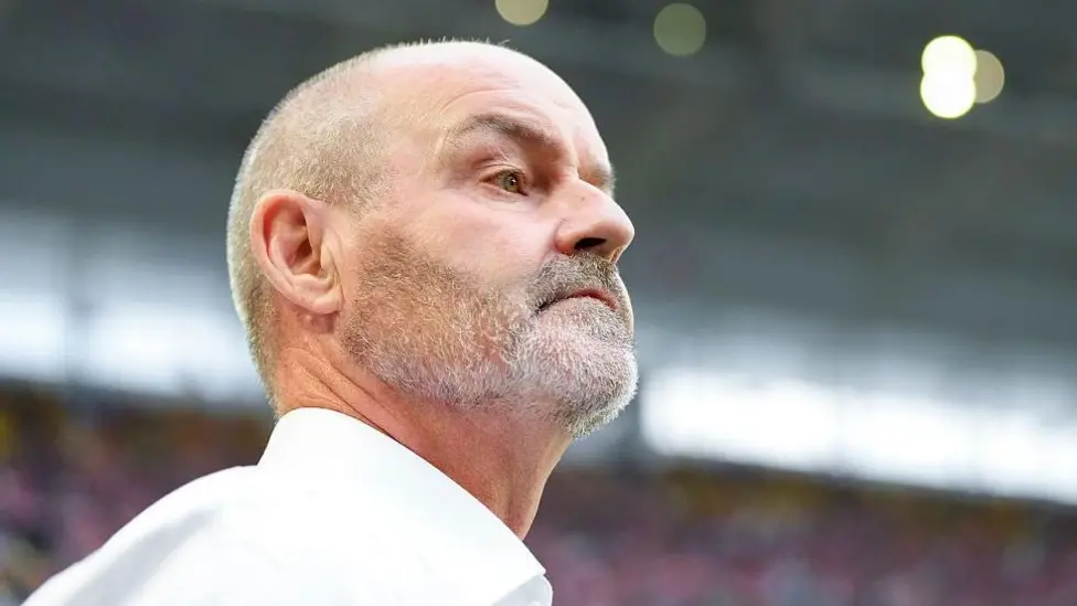 Clarke steps down as Scotland boss after World Cup exit