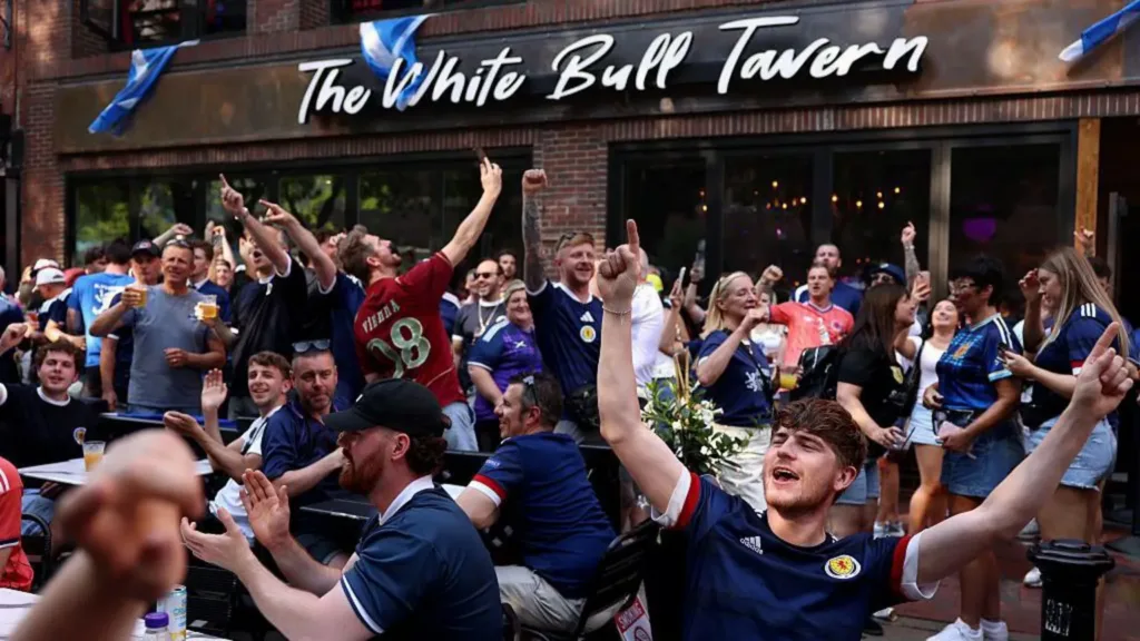 World Cup boom falters as US hospitality jobs fall in June