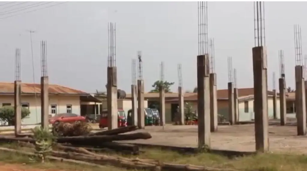 Tano South MCE pledges completion of abandoned OPD building at Bechem Government Hospital