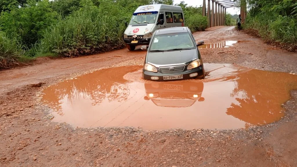 Manso Nkran residents decry poor road conditions despite presence of mining company
