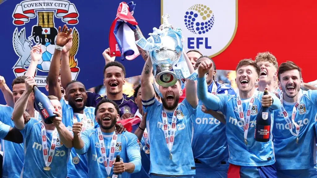 Thomas Asante on target as Coventry lift Championship trophy after beating Wrexham