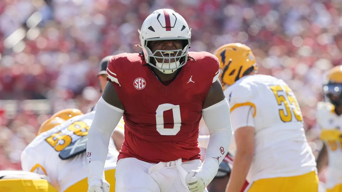 Bleacher Report Mocks Defensive Lineman to Jaguars With Contract Uncertainty Looming