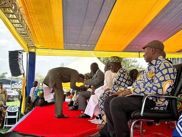 Dr. Clement Abas Apaak writes: The humility of Asantehene Otumfuo Osei Tutu II