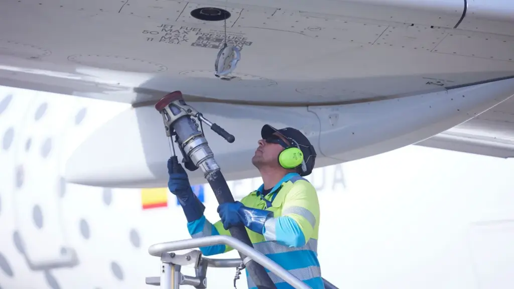 EU airline industry warns of fuel shortages if Strait of Hormuz stays closed