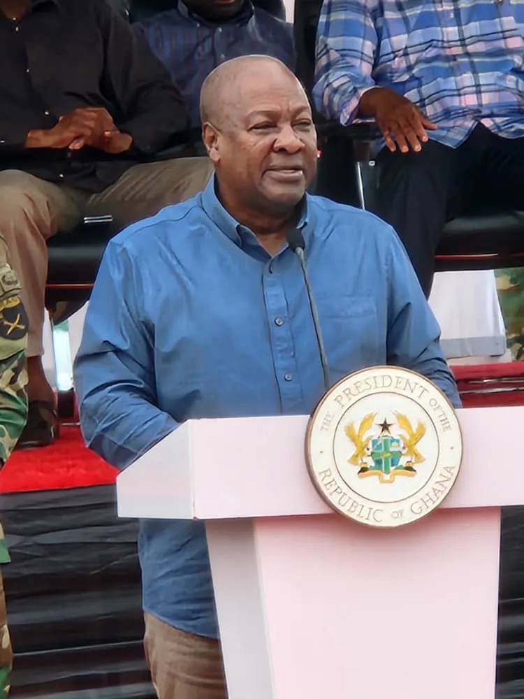 Mahama promises new 60-seater bus for Paga school