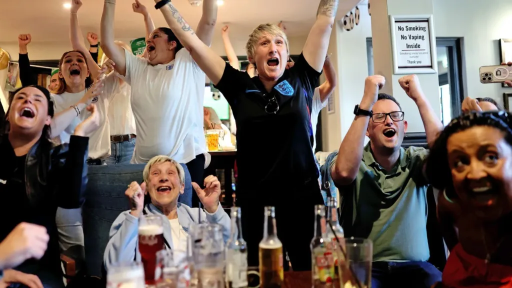 Pubs allowed to stay open until 5am for England Mexico match