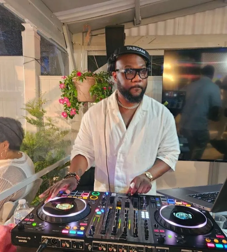 DJ Slim Jerry releases “Abonteen” as he pushes Afrobeats into new territory