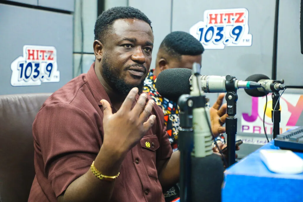 Ghanaians have a way of boxing you – Perez Musik