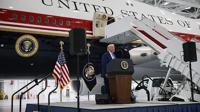 Trump unveils Qatari luxury jet for Air Force One fleet
