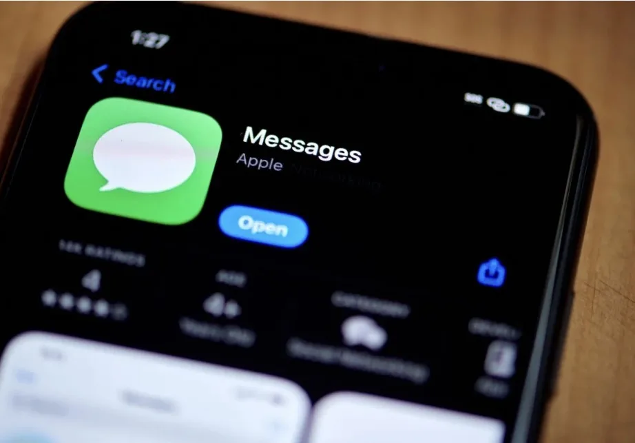 ChatGPT can now send texts for you with new Apple Messages plug-in
