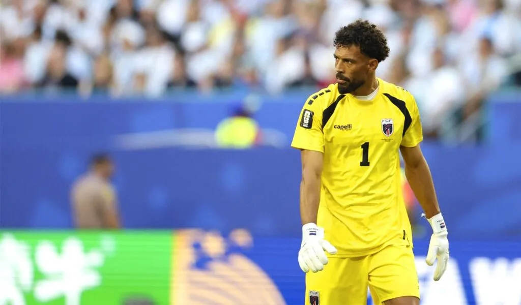 Vozinha to join Chilean club after World Cup heroics