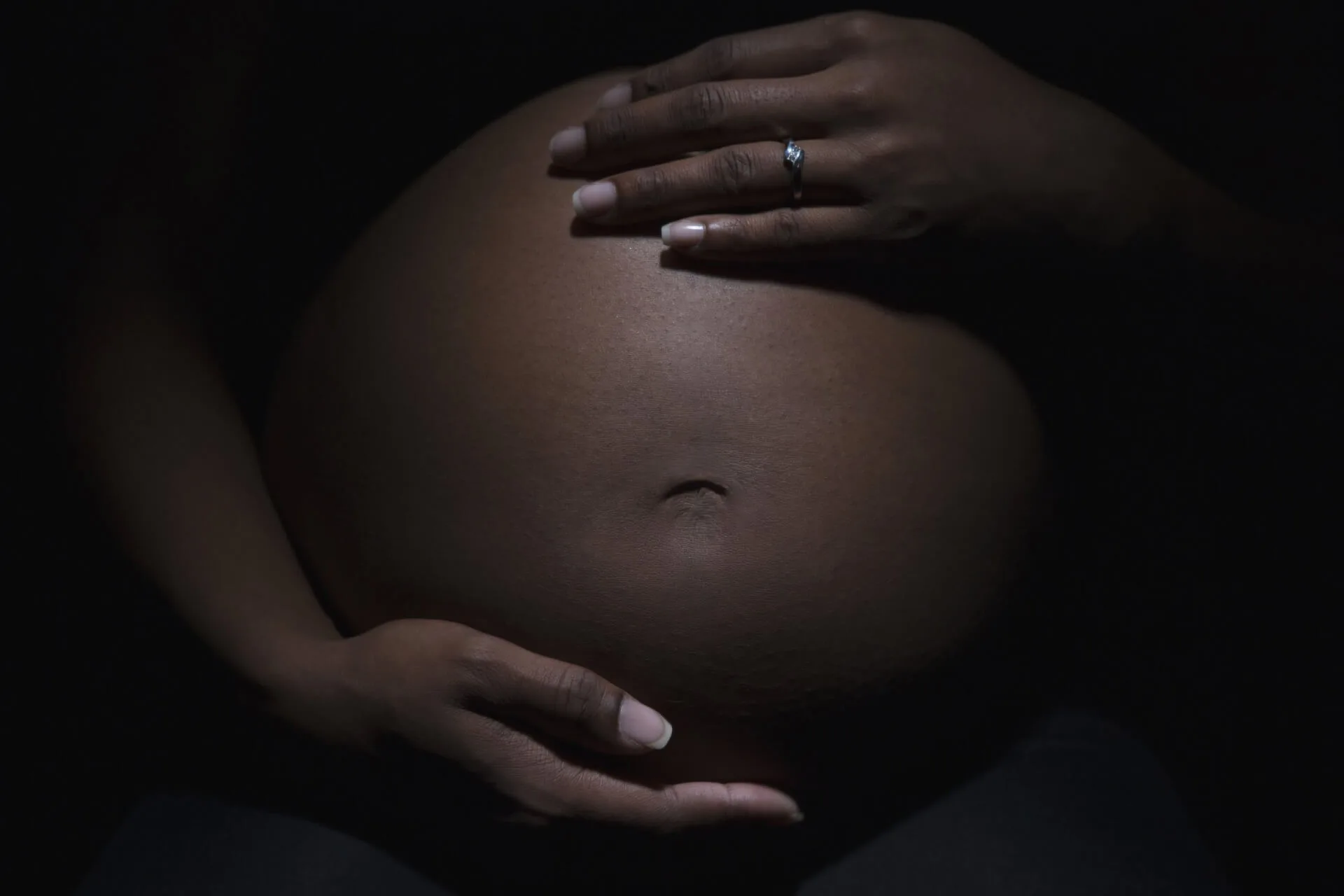 Pregnant Ghanaian woman and son deported after week-long detention at US airport