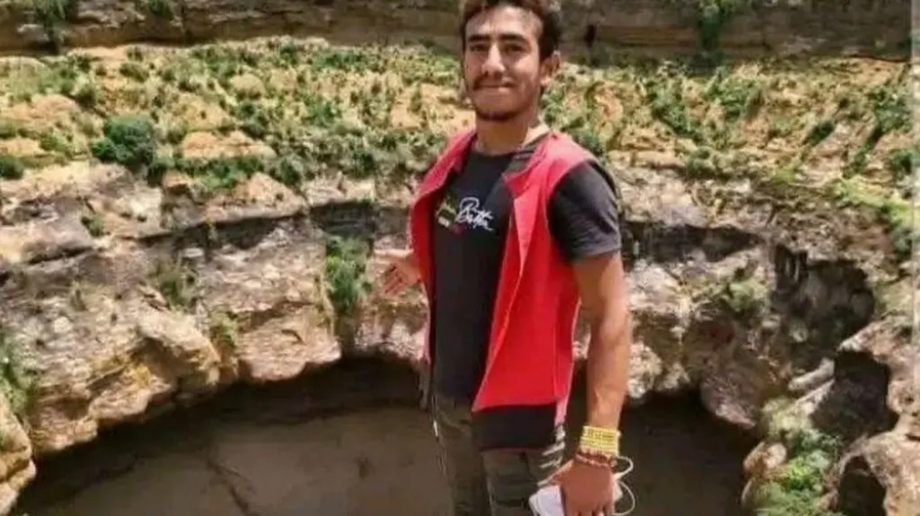 “Spider-Man of Yemen” dies after falling into volcanic crater during climb