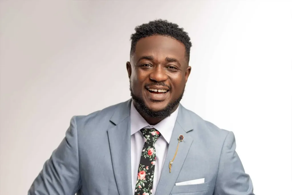 Perez Musik takes fans back to CD era with nostalgic studio throwback