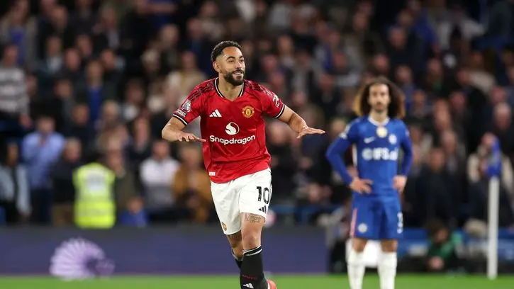 Cunha gives Man Utd win at Chelsea to boost Champions League hopes