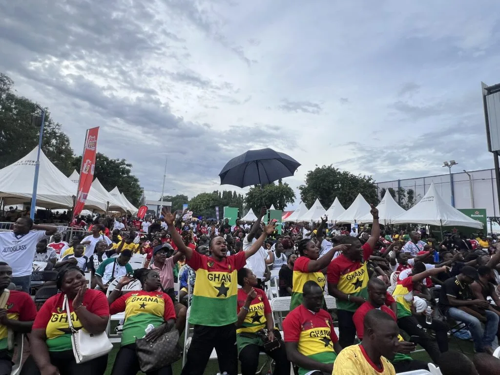 Fans flood Aviation Social Centre for Hitz FM’s Rep Ur Jersey ahead of Champions League final