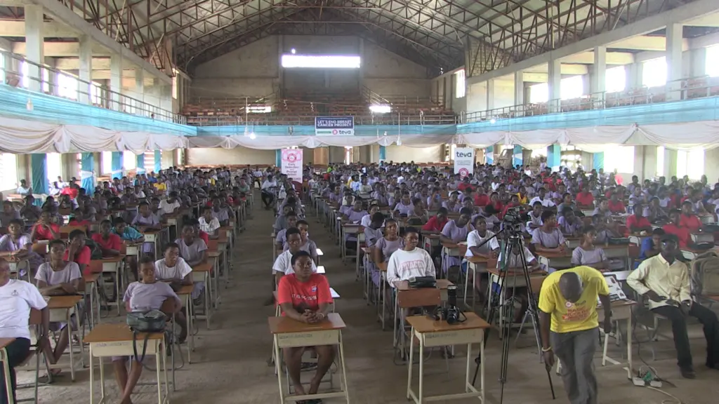 Students at JAPASS learn to speak up on breast cancer