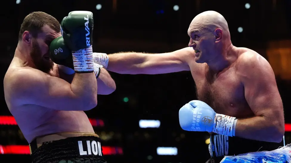 Tyson Fury dominates Makhmudov, calls out Joshua next