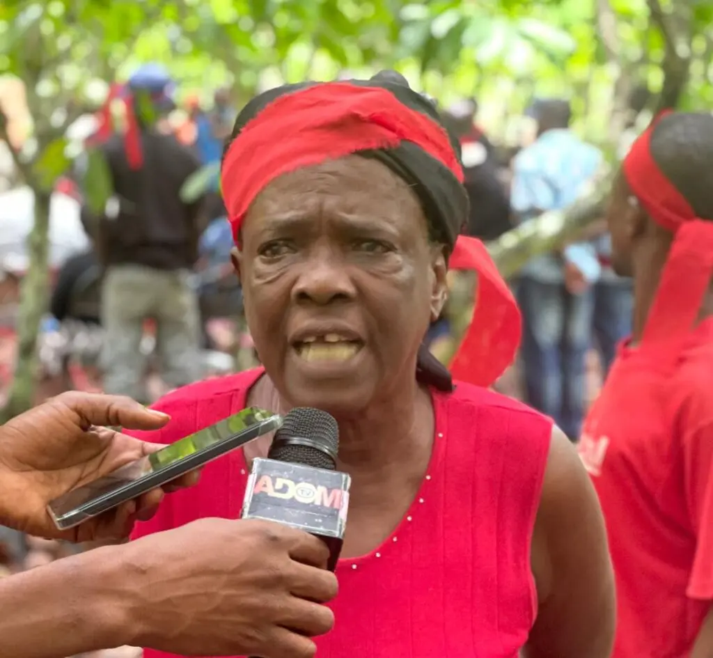Asunafo South cocoa farmers demand Agric Minister explain price cuts, unpaid debts