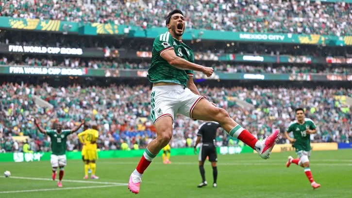 Three sent off as Mexico beat South Africa in World Cup opener