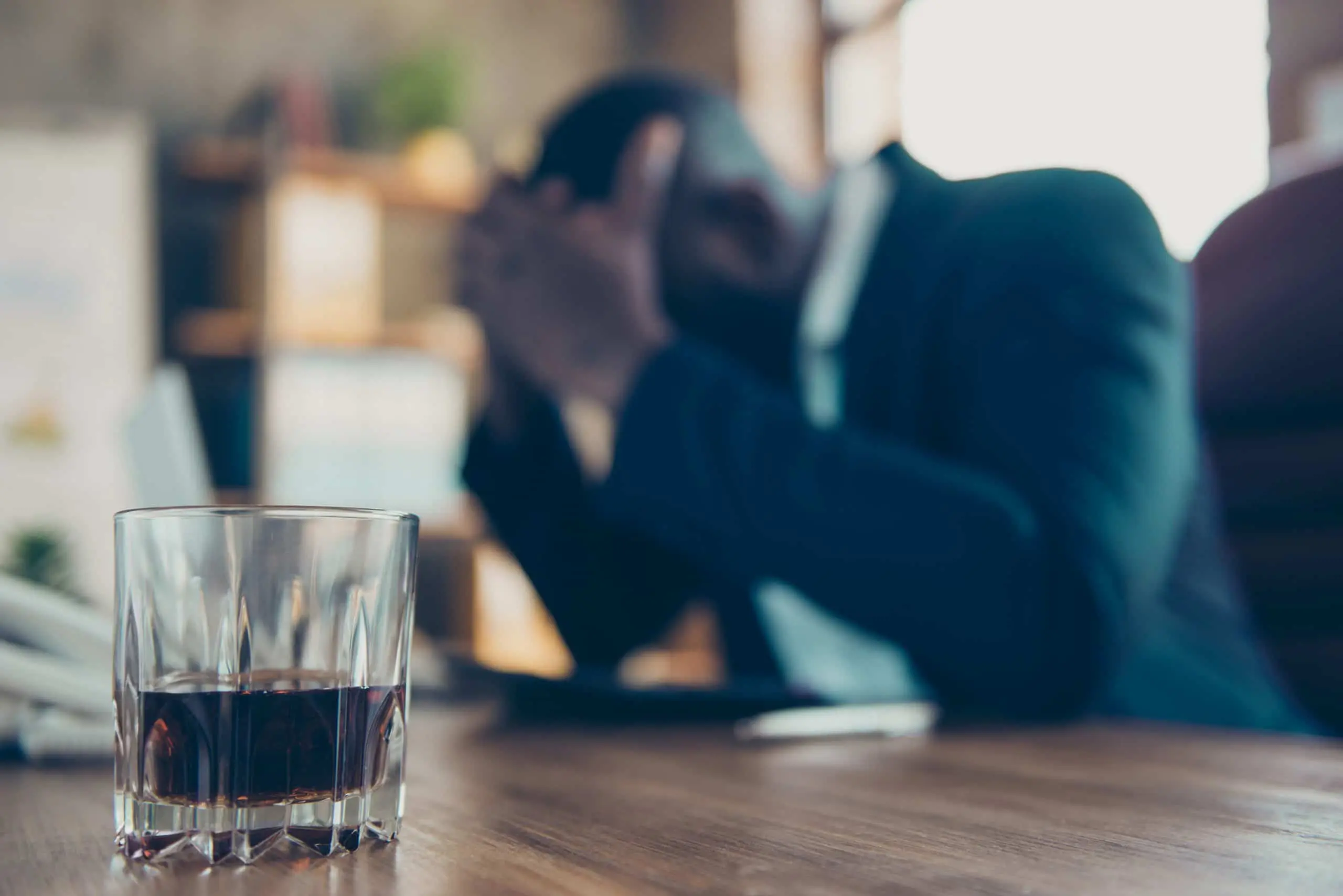 Alcoholism: How to tell if you or the person you love is addicted to alcohol