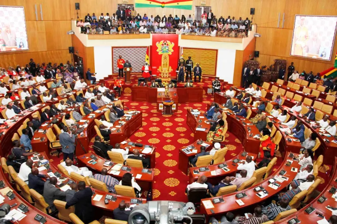 Parliament House fills with dignitaries in anticipation of the SONA.