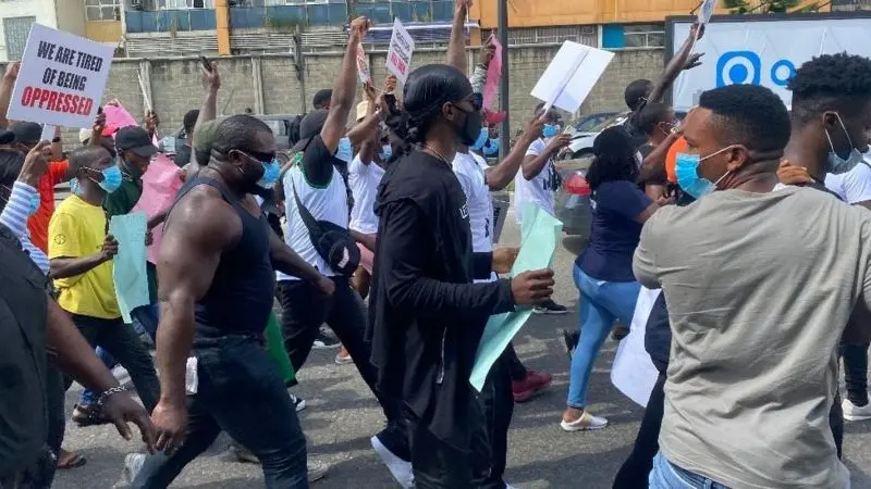 Davido joins calls to end SARS, Nigeria’s brutal Anti-Robbery Squad