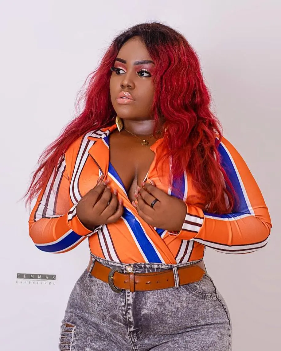 More wild photos of Patapaa’s beautiful lady Queen Peezy