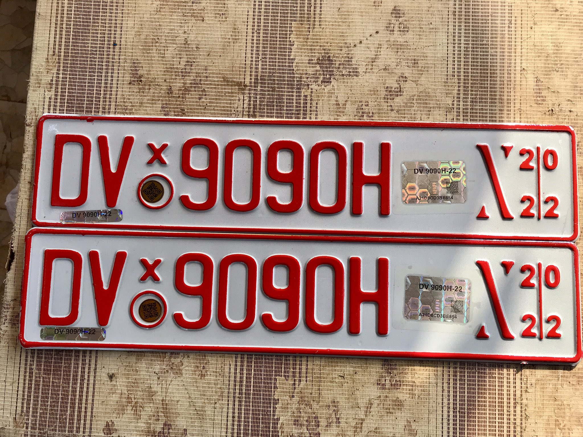 DVLA Launches 2025 DV Plate with Enhanced Security Features