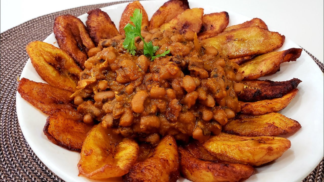 Making Plantain and Beans Stew the Ghanaian way